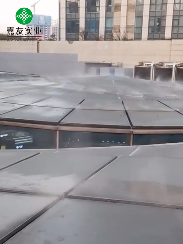 溫嶺銀泰百貨安裝霧王噴霧降溫系統案例 溫嶺銀泰百貨安裝霧王噴霧降溫系統案例